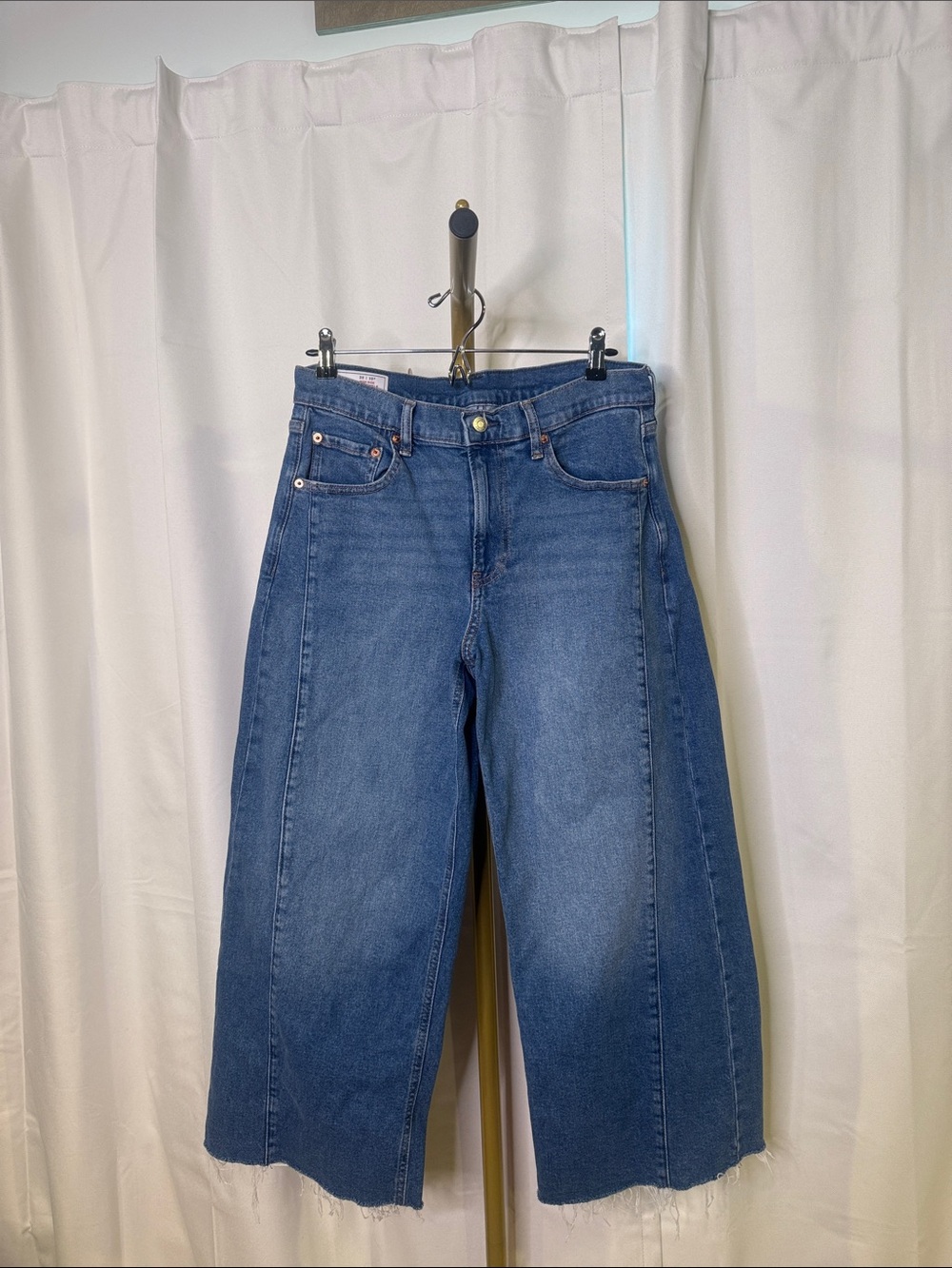 GAP High Rise Stride Ankle Raw Hem Classic Wide-Leg Crop Jeans in Blue 30 10P